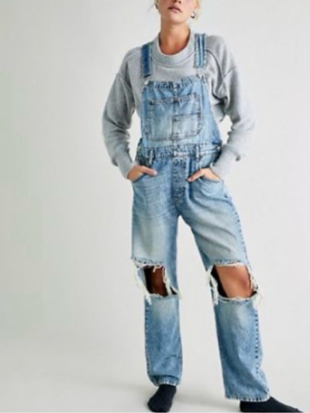 Free People We the Free Ziggy Distressed Denim Overalls Size S - Picture 4 of 4